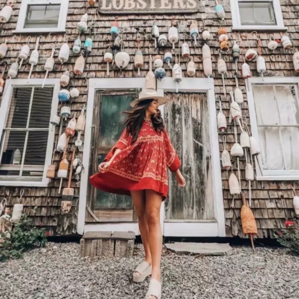 Red Floral Bohemian Gypsy Boho Dress - Picture 4 of 7